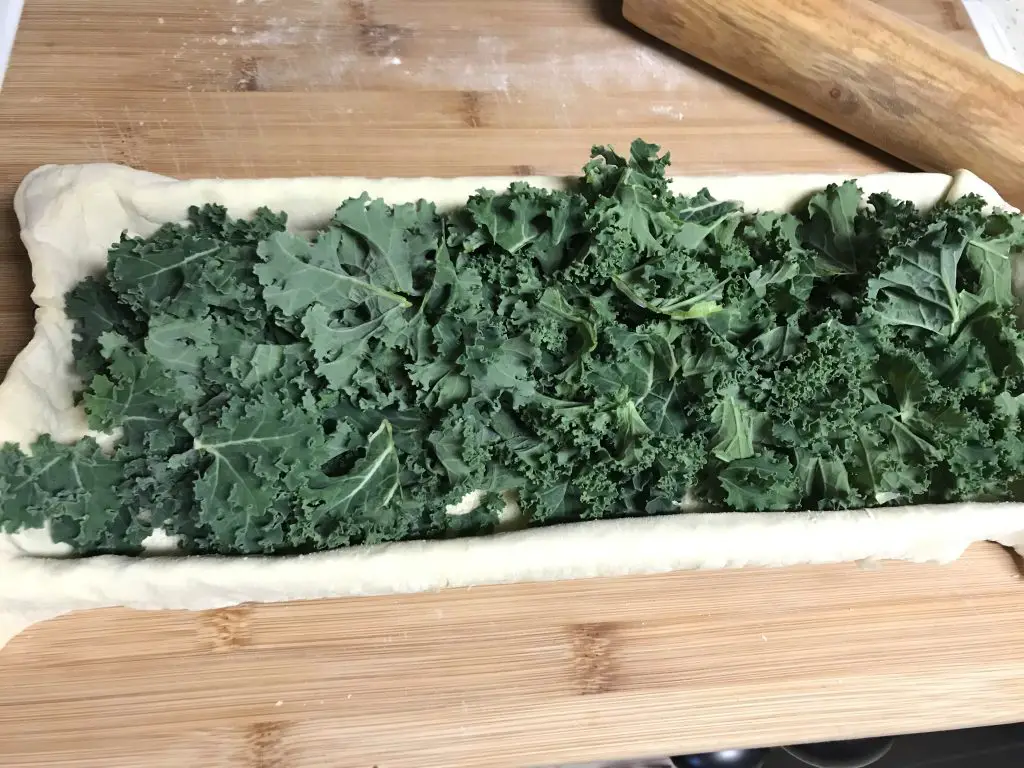 Fast & Easy Winter Kale Quiche. 